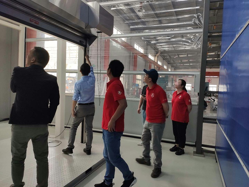 久久麻豆精亚洲AV品国产精品徐總帶客戶看樣品門